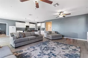 31409 Darlington Oak Dr, Winchester, CA 92596 - Photo 6