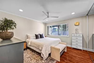 8640 Via Mallorca #B, La Jolla, CA 92037 - Photo 14