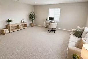 28437 Pinon Ct, Winchester, CA 92596 - Photo 16
