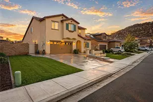 28437 Pinon Ct, Winchester, CA 92596 - Photo 4