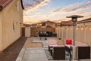 28437 Pinon Ct, Winchester, CA 92596 - Photo 6