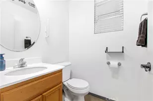 31652 Umbria Ln, Winchester, CA 92596 - Photo 8