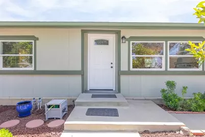 25340 Sultanas, Homeland, CA 92548 - Photo 6