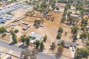 25340 Sultanas, Homeland, CA 92548 - Photo 28