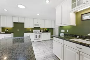 590 N Hemet St, Hemet, CA 92544 - Photo 8