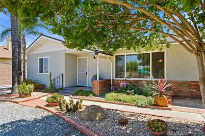 590 N Hemet Street, Hemet, CA 92544 - Photo 2