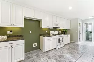 590 N Hemet St, Hemet, CA 92544 - Photo 10