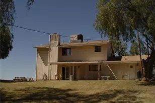 38400 San Ignacio, Hemet, CA 92544 - Photo 10