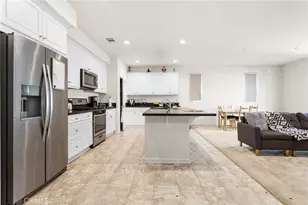 35342 Marabella Ct, Winchester, CA 92596 - Photo 4
