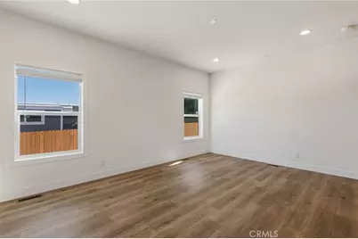 32850 Gregory Place, Lake Elsinore, CA 92530 - Photo 6