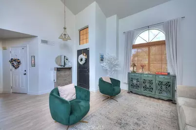 32465 Somerset Drive, Lake Elsinore, CA 92530 - Photo 6