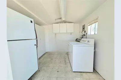 1295 S Cawston Avenue, Hemet, CA 92545 - Photo 6