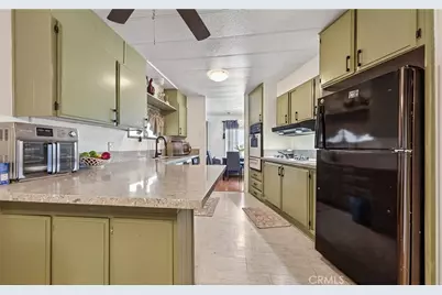 1625 W Johnston Avenue, Hemet, CA 92543 - Photo 12