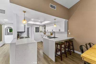 29376 Via Frontera, Murrieta, CA 92563 - Photo 10