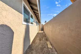 470 W Kimball, Hemet, CA 92543 - Photo 16