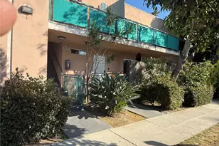 1902 Arizona, Santa Monica, CA 90404 - Photo 2