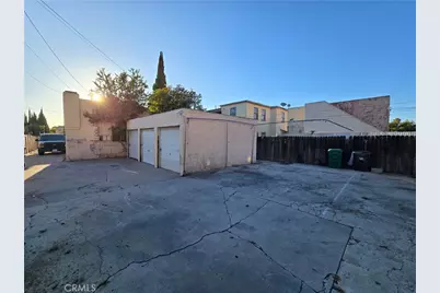 1914 Locust, Long Beach, CA 90806 - Photo 2
