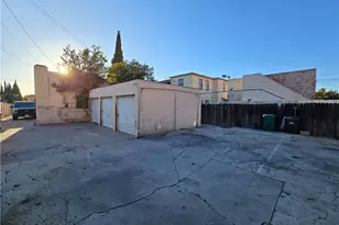 1914 Locust, Long Beach, CA 90806 - Photo 2