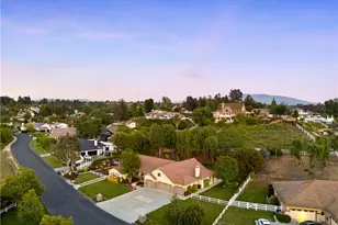 30175 Corte Coelho, Temecula, CA 92591 - Photo 10