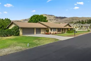 6884 Darlene, Jurupa Valley, CA 92509 - Photo 12