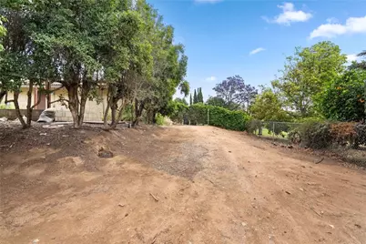 6884 Darlene, Jurupa, CA 92509 - Photo 58