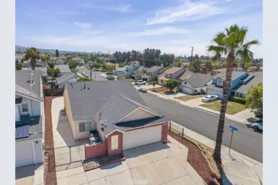 11958 Hartland, Moreno Valley, CA 92557 - Photo 4