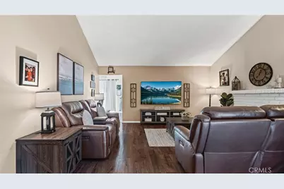 11958 Hartland, Moreno Valley, CA 92557 - Photo 14