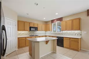 7444 Sequoia Ln, Highland, CA 92346 - Photo 4