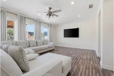12217 Dandelion, Victorville, CA 92392 - Photo 8