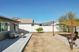 29318 Marblewood Ct, Winchester, CA 92596 - Photo 20
