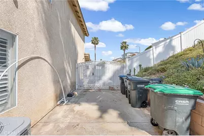 3016 Shane Dr., Colton, CA 92324 - Photo 22