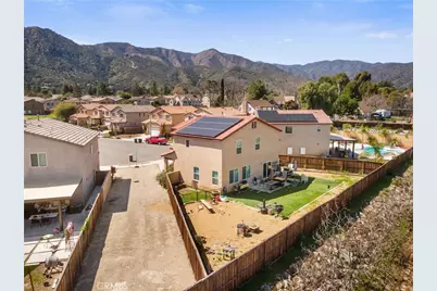 30024 Victoria, Lake Elsinore, CA 92530 - Photo 20