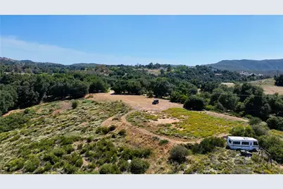 34561 S Main Divide, Lake Elsinore, CA 92530 - Photo 12