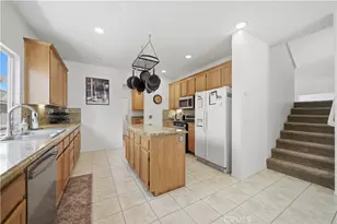 29260 Wrangler Dr, Murrieta, CA 92563 - Photo 18