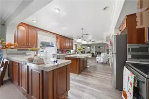 41215 Crest Dr, Hemet, CA 92544 - Photo 10