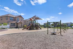 40775 Melrose Dr, Temecula, CA 92591 - Photo 46