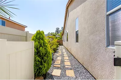 35554 Yellowstone, Winchester, CA 92596 - Photo 40