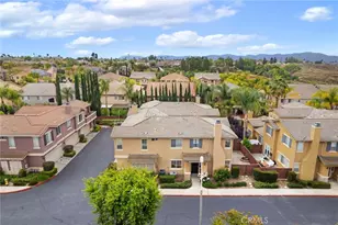 39951 Millbrook Way, Murrieta, CA 92563 - Photo 32