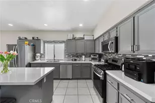 1494 Rabbit Peak Way, Hemet, CA 92545 - Photo 12