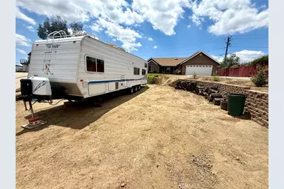 29525 Platino, Menifee, CA 92587 - Photo 2