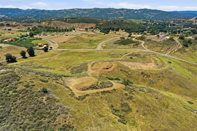 995 Via Feliz, Murrieta, CA 92562 - Photo 8