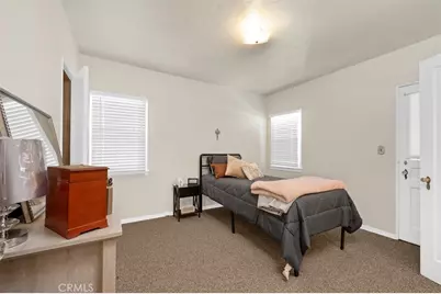 1847 W 68th, Los Angeles, CA 90047 - Photo 14