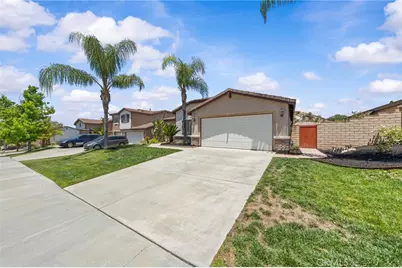 23522 Cheyenne Canyon, Menifee, CA 92587 - Photo 2