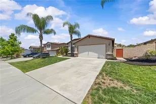 23522 Cheyenne Canyon, Menifee, CA 92587 - Photo 2