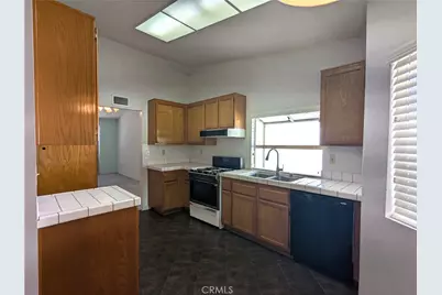 31273 Montgomery Avenue, Nuevo, CA 92567 - Photo 12