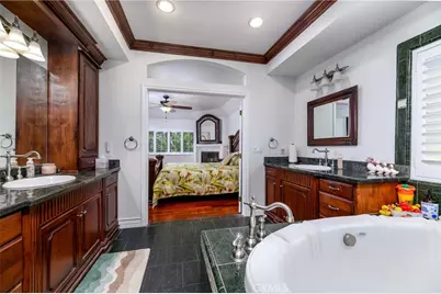 22376 W San Joaquin, Canyon Lake, CA 92587 - Photo 40