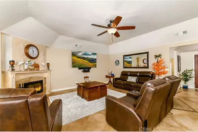22376 W San Joaquin, Canyon Lake, CA 92587 - Photo 20