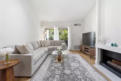 1621 Hotel Cir S #E325, San Diego, CA 92108 - Photo 1