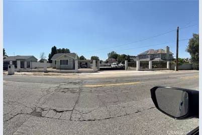 681 N Soboba, Hemet, CA 92544 - Photo 2