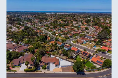 1361 Temple Heights Drive, Oceanside, CA 92056 - Photo 32